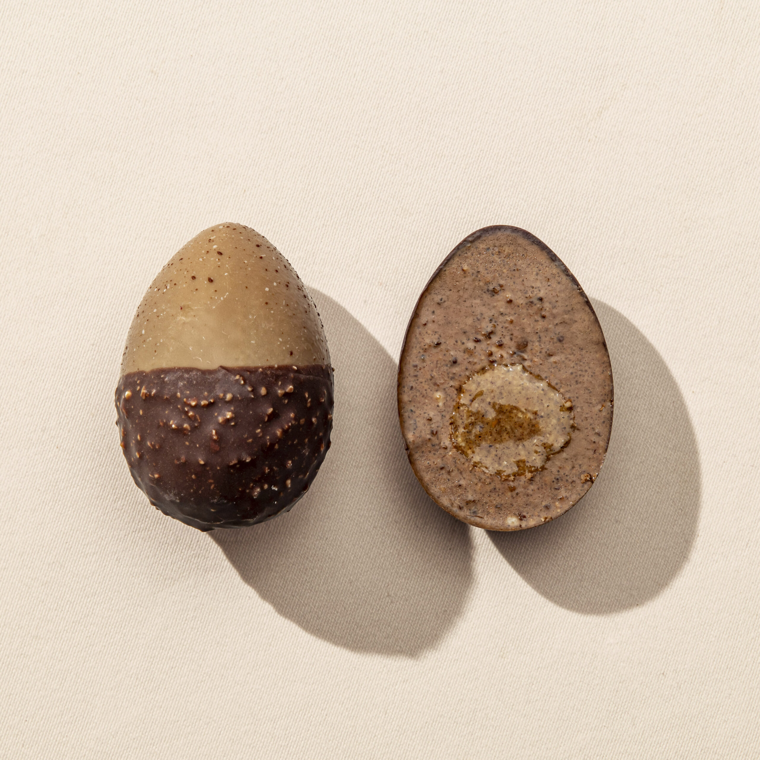 L'Œuf à la Toque - noir – Image 2